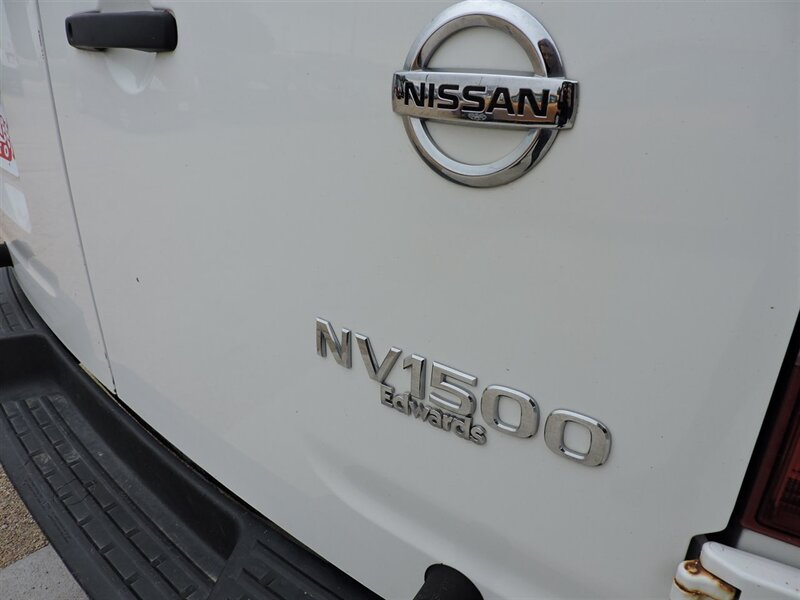 2014 Nissan NV Cargo 1500 S photo