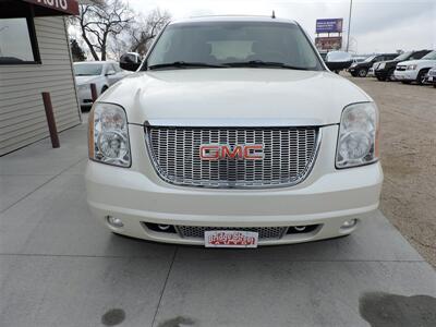 2008 GMC Yukon SLE - Photo 3 - Lexington, NE 68850