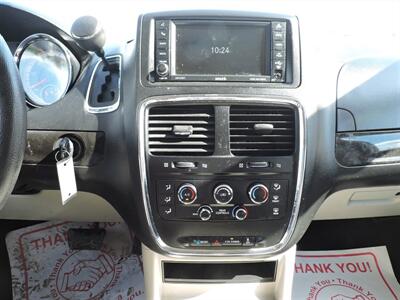 2014 Dodge Grand Caravan SXT   - Photo 19 - Lexington, NE 68850