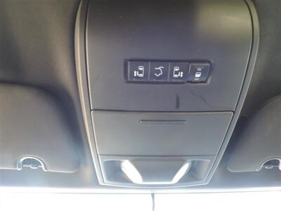 2017 Dodge Grand Caravan SXT   - Photo 19 - Lexington, NE 68850