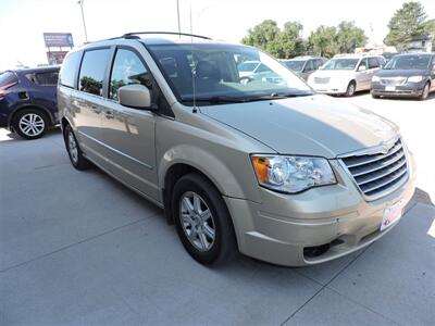 2010 Chrysler Town & Country Touring   - Photo 4 - Lexington, NE 68850