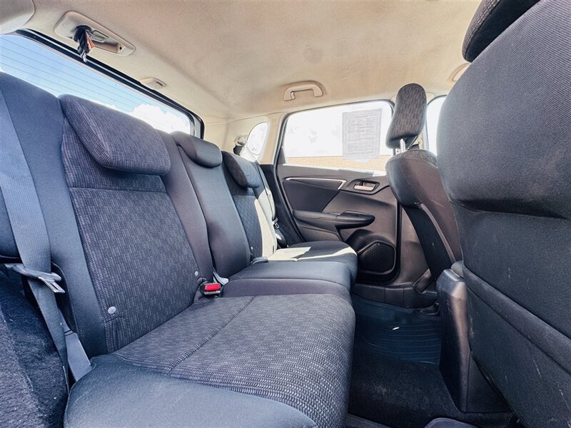 2015 Honda Fit LX - Photo 9 - Kearney, NE 68847