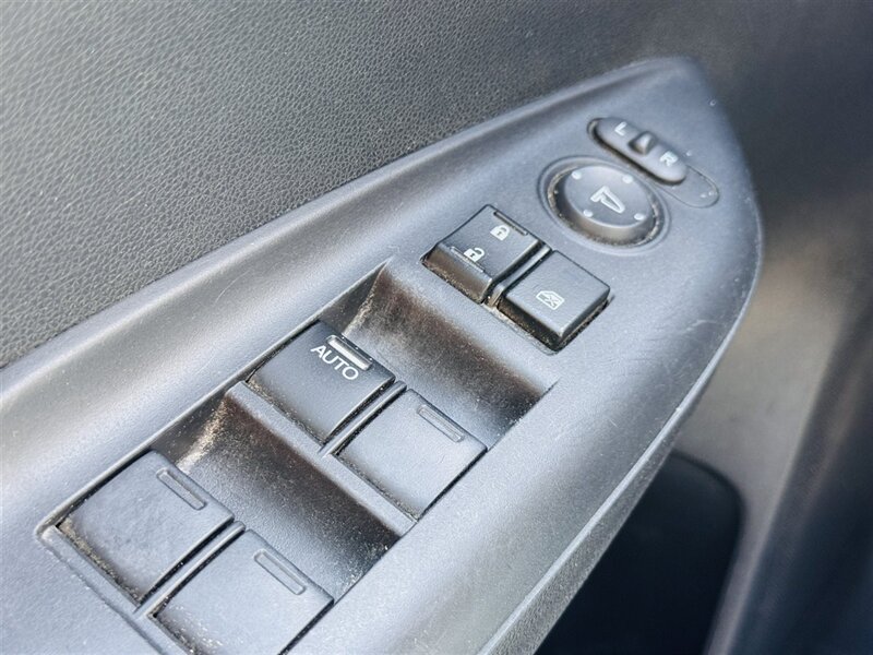 2015 Honda Fit LX - Photo 18 - Kearney, NE 68847