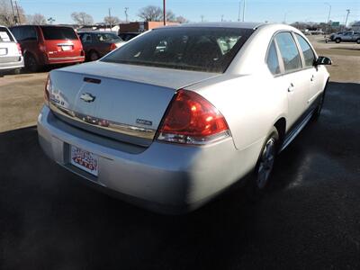 2010 Chevrolet Impala LT   - Photo 5 - North Platte, NE 69101