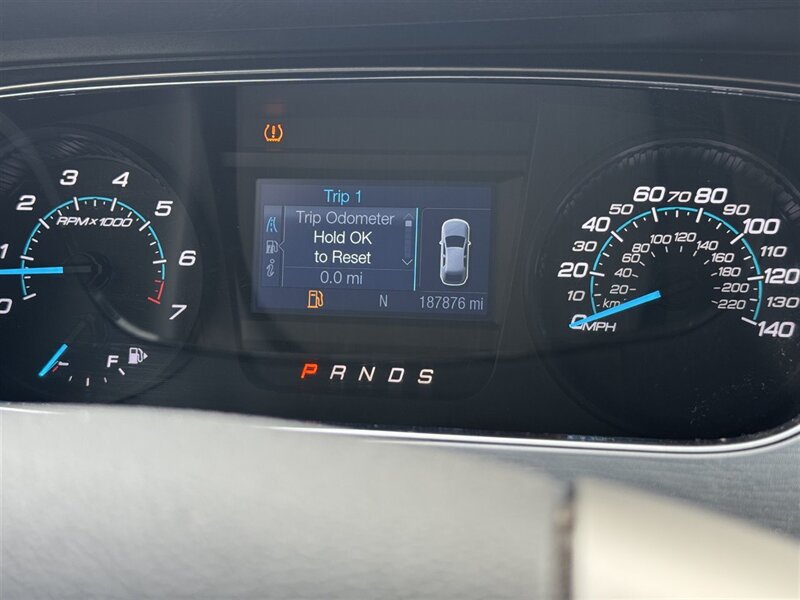 2014 Ford Taurus SEL - Photo 13 - Lexington, NE 68850