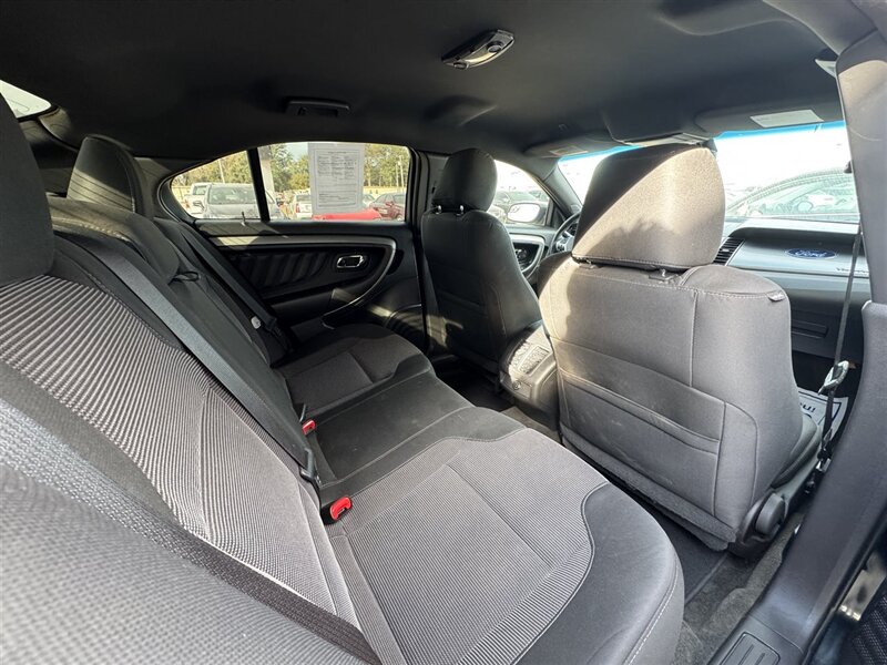 2014 Ford Taurus SEL - Photo 9 - Lexington, NE 68850