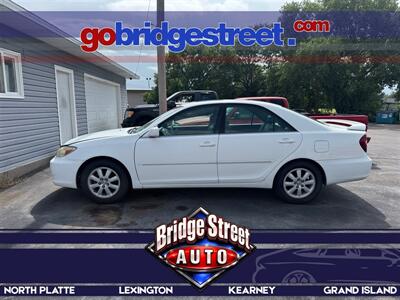 2002 Toyota Camry SE Sedan
