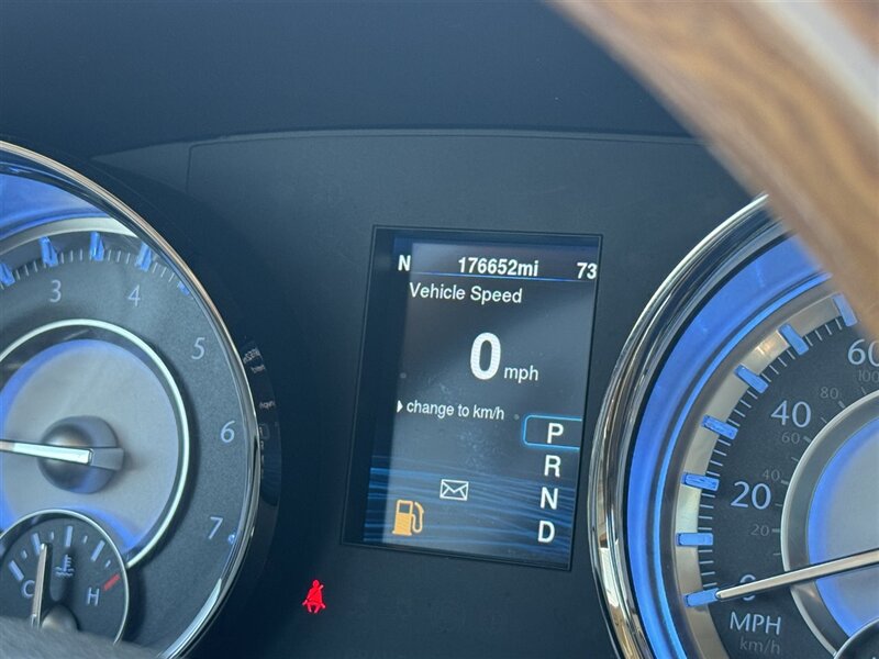 2014 Chrysler 300C - Photo 13 - Lexington, NE 68850