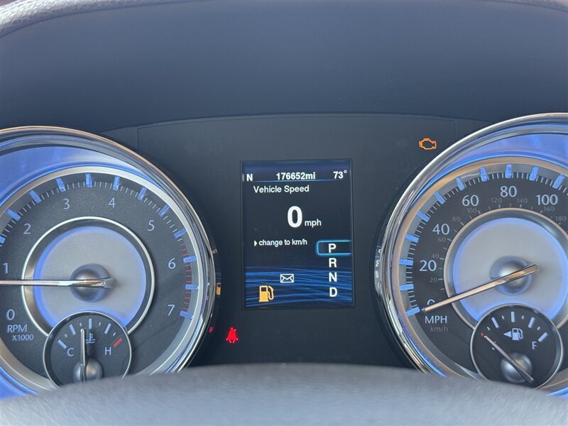 2014 Chrysler 300C - Photo 16 - Lexington, NE 68850
