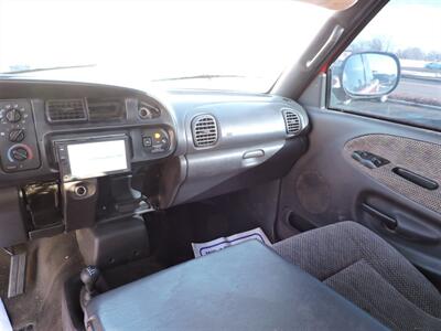 1998 Dodge Ram 1500 Laramie SLT   - Photo 11 - Grand Island, NE 68801