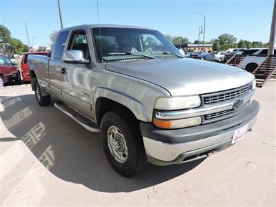2000 Chevrolet Silverado 2500 LS   - Photo 4 - Grand Island, NE 68801