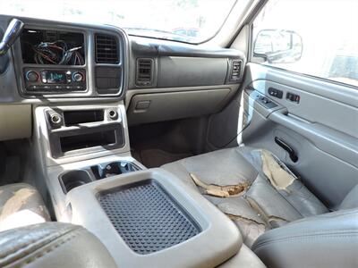 2004 Chevrolet Suburban 1500 Z71   - Photo 11 - Lexington, NE 68850