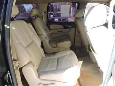 2007 GMC Yukon Denali   - Photo 11 - Lexington, NE 68850