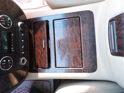 2007 GMC Yukon Denali   - Photo 21 - Lexington, NE 68850