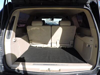 2007 GMC Yukon Denali   - Photo 13 - Lexington, NE 68850