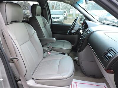 2006 Buick Terraza CXL   - Photo 10 - Lexington, NE 68850