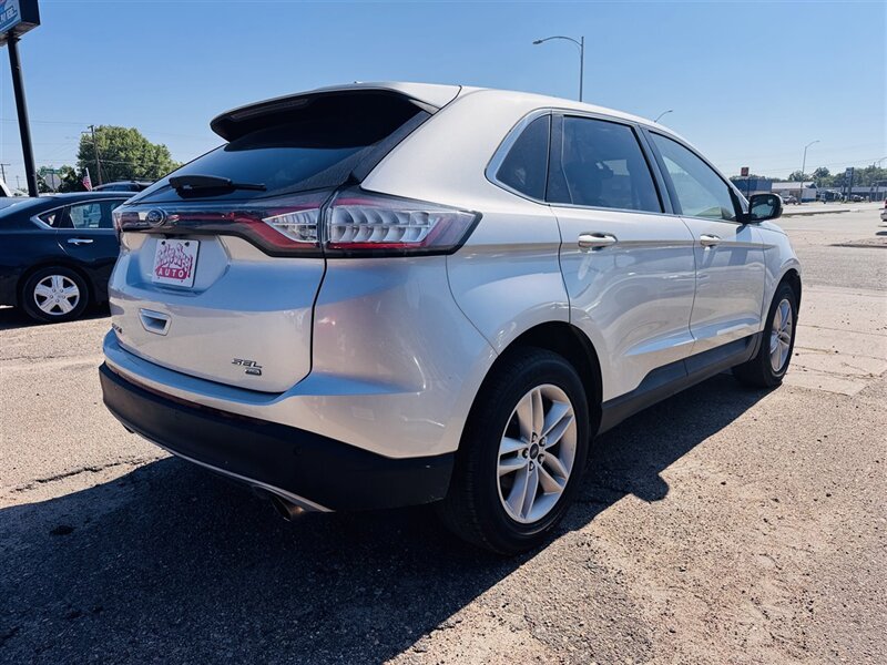 2018 Ford Edge SEL - Photo 5 - North Platte, NE 69101
