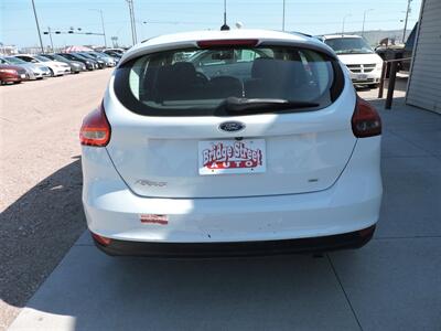 2017 Ford Focus SE   - Photo 6 - Lexington, NE 68850
