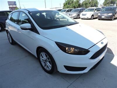 2017 Ford Focus SE   - Photo 4 - Lexington, NE 68850