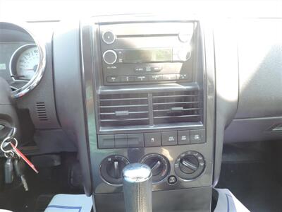 2008 Ford Explorer Sport Trac XLT   - Photo 16 - Lexington, NE 68850