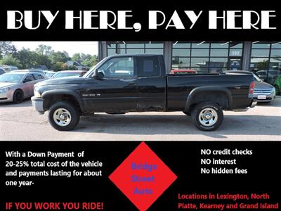 2001 Dodge Ram 1500 SLT   - Photo 1 - North Platte, NE 69101
