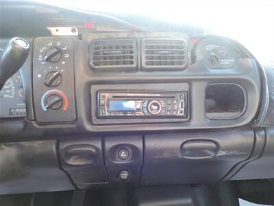2001 Dodge Ram 1500 SLT   - Photo 14 - North Platte, NE 69101