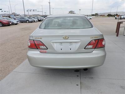 2004 Lexus ES   - Photo 6 - Lexington, NE 68850