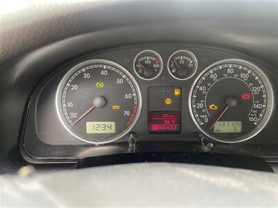 2003 Volkswagen Passat GLX   - Photo 2 - Grand Island, NE 68801