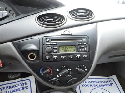 2001 Ford Focus SE   - Photo 16 - North Platte, NE 69101