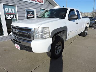 2009 Chevrolet Silverado 1500 LT   - Photo 2 - Grand Island, NE 68801