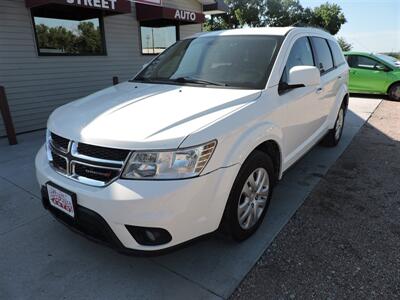 2018 Dodge Journey SXT   - Photo 2 - Lexington, NE 68850