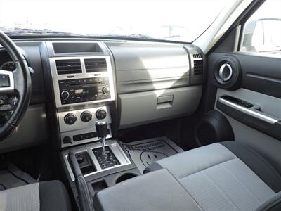 2008 Dodge Nitro SLT   - Photo 11 - Lexington, NE 68850