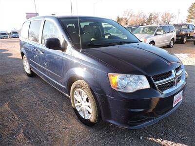 2014 Dodge Grand Caravan SXT   - Photo 4 - Lexington, NE 68850