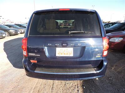 2014 Dodge Grand Caravan SXT   - Photo 6 - Lexington, NE 68850