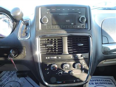 2014 Dodge Grand Caravan SXT   - Photo 18 - Lexington, NE 68850