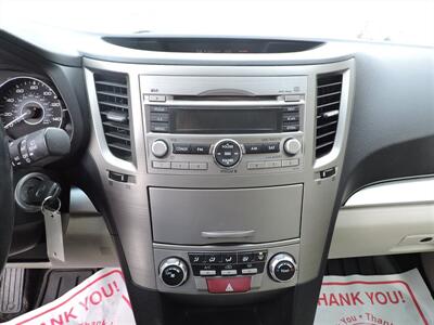 2010 Subaru Outback 2.5i Premium - Photo 18 - Lexington, NE 68850