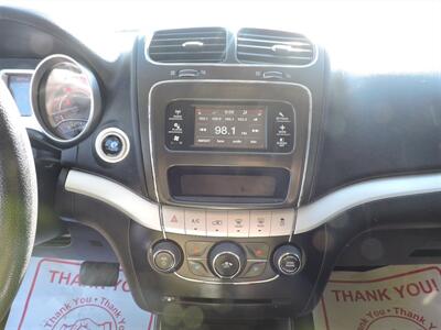 2013 Dodge Journey SXT   - Photo 17 - North Platte, NE 69101