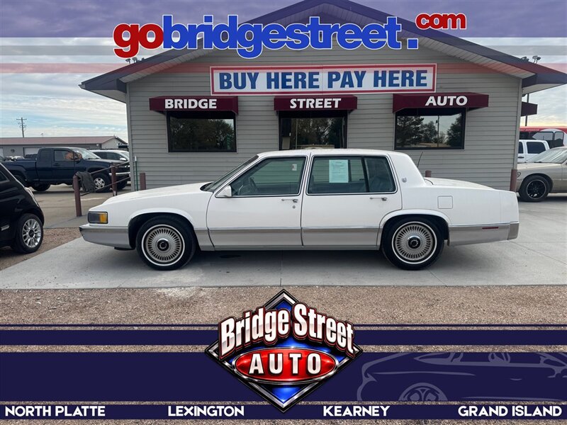 1993 Cadillac DeVille   - Photo 1 - Lexington, NE 68850