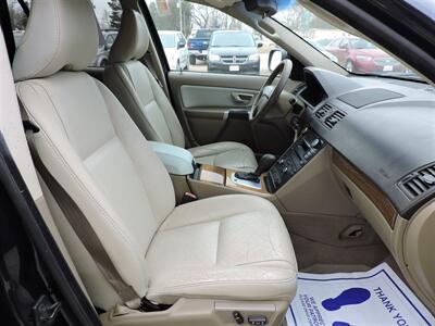 2007 Volvo XC90 3.2   - Photo 10 - Lexington, NE 68850