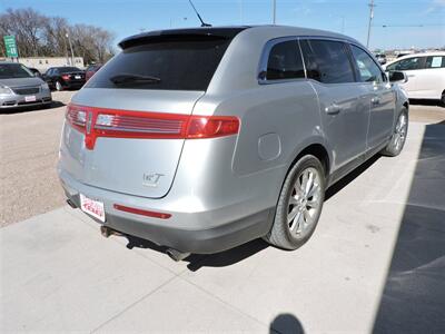 2010 Lincoln MKT EcoBoost - Photo 5 - Lexington, NE 68850