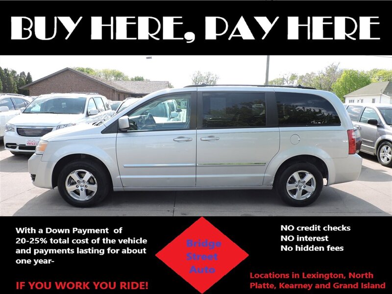2009 Dodge Grand Caravan SXT FWD's photo
