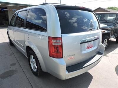 2009 Dodge Grand Caravan SXT - Photo 7 - Kearney, NE 68847