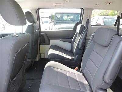 2009 Dodge Grand Caravan SXT - Photo 9 - Kearney, NE 68847