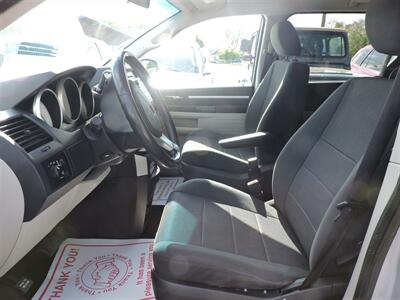 2009 Dodge Grand Caravan SXT - Photo 8 - Kearney, NE 68847