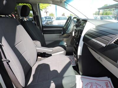 2009 Dodge Grand Caravan SXT - Photo 14 - Kearney, NE 68847