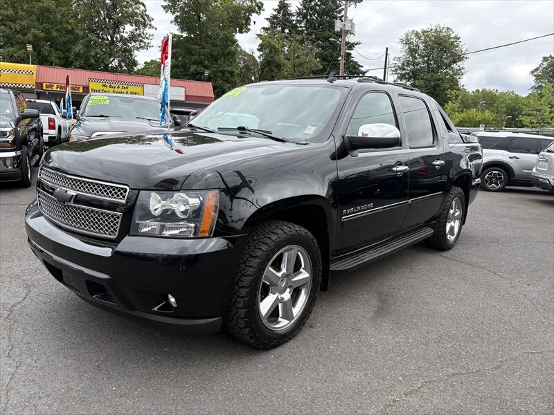 2012 Chevrolet Avalanche LTZ  