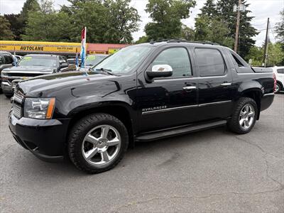 2012 Chevrolet Avalanche LTZ Truck