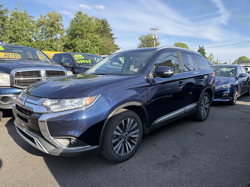 2020 Mitsubishi Outlander SEL  