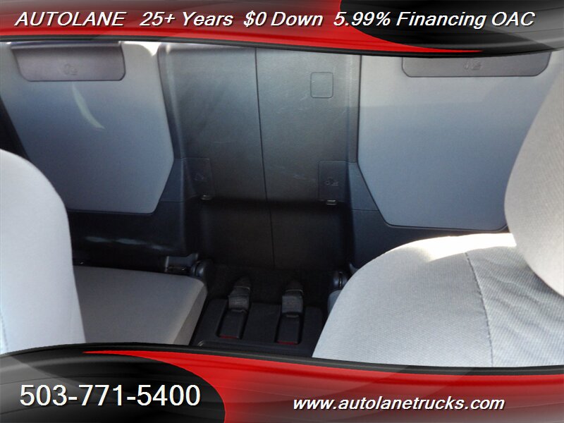 2022 Toyota Tacoma SR5 V6   - Photo 8 - Portland, OR 97216-1402