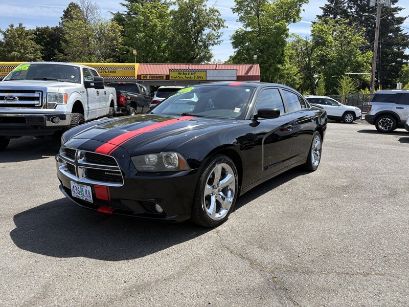 2012 Dodge Charger SXT's photo